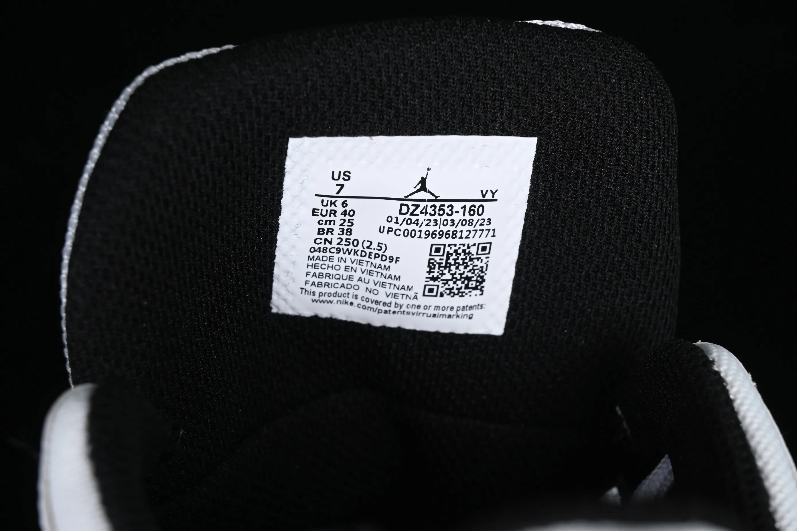 All categories Air Jordan Jordan series basketball shoes Air Jordan 5 Air Jordan Max Aura 5 retro air cushion basketball shoes DZ4353-160